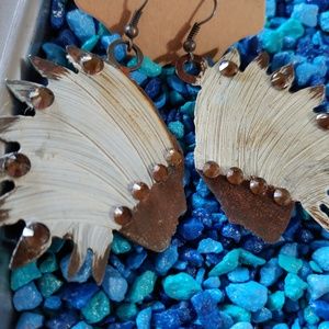 NWOT Native American Headdress Metal Earrings